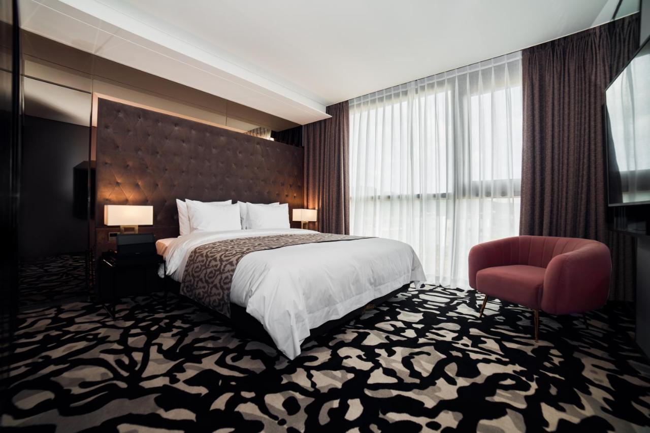 Best Louis Hamilton Hotel West Пусан Екстер'єр фото