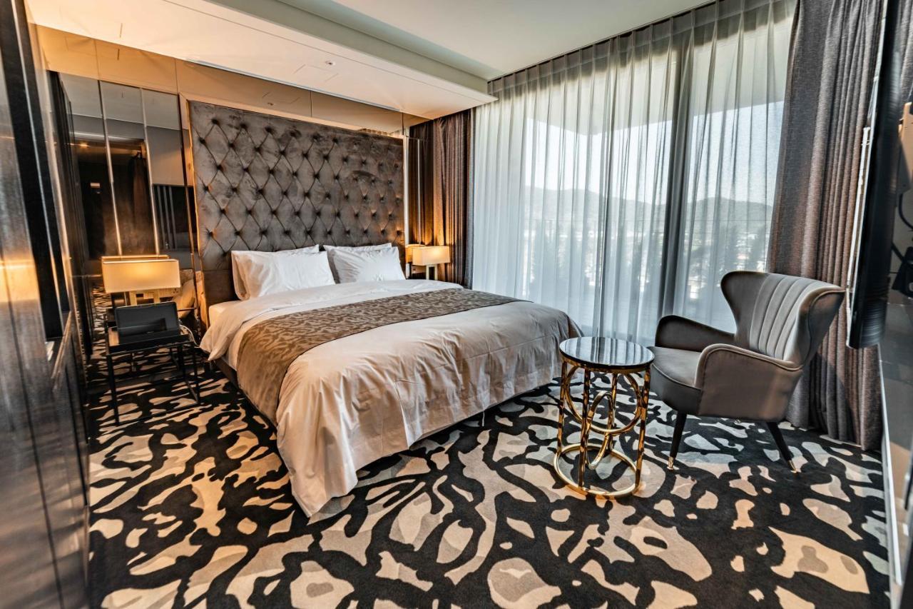Best Louis Hamilton Hotel West Пусан Екстер'єр фото
